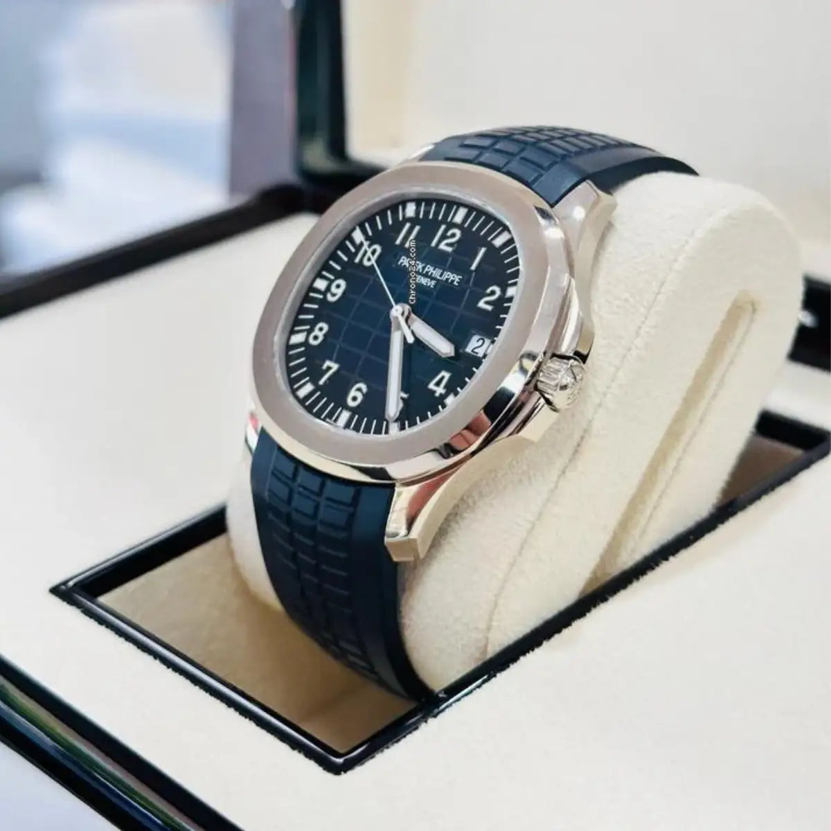 Certificate - Patek Philipp Aquanaut Watch